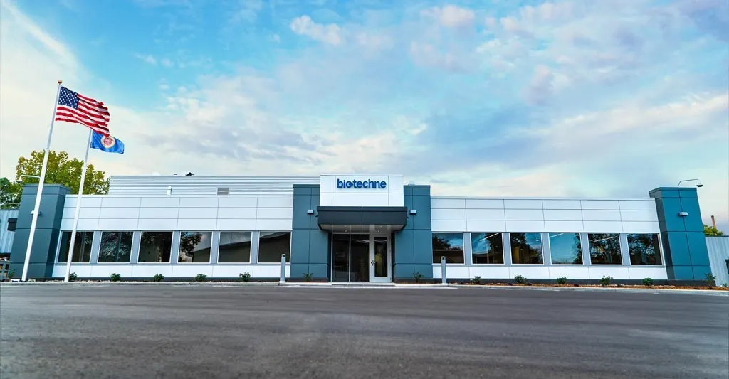 Bio-Techne state-of-the-art certified animal-free GMP facility in St. Paul, Minnesota, USA — the only publicly known animal-free GMP cytokine manufacturing facility